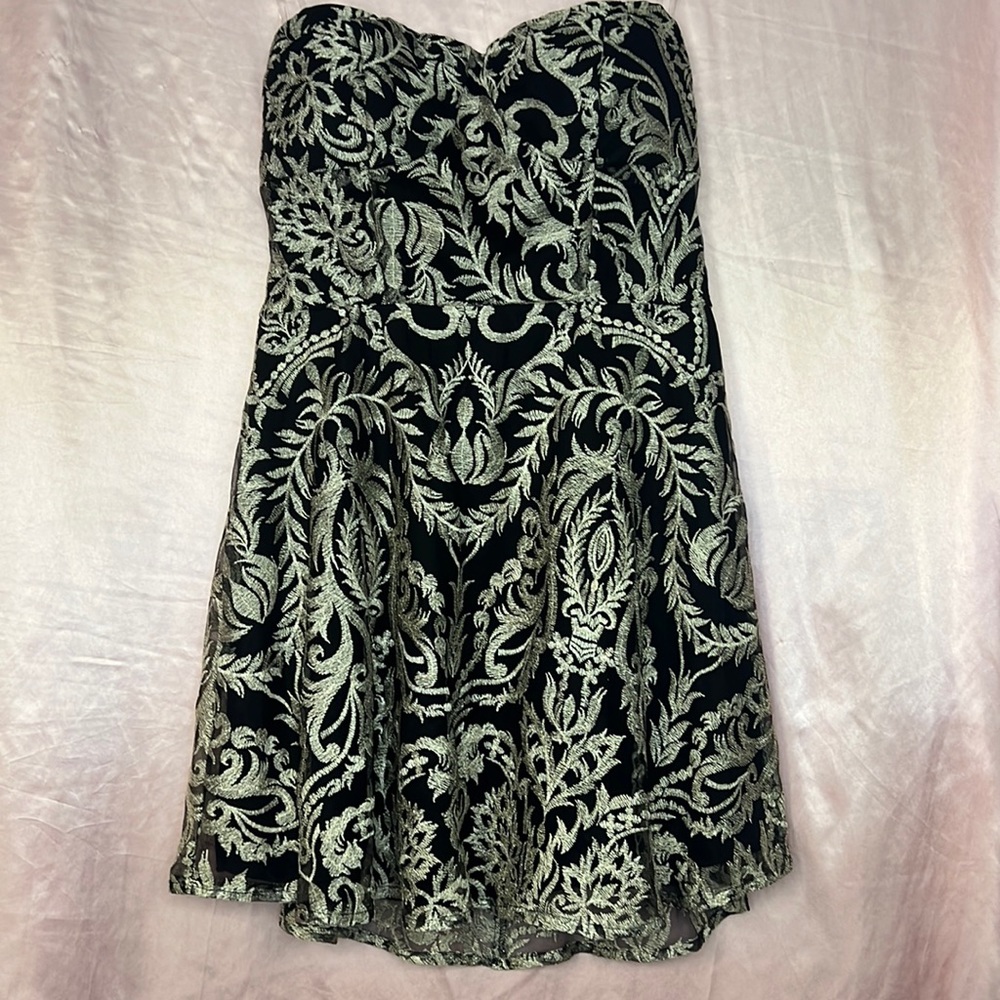 Speechless mid length black/gold dress
